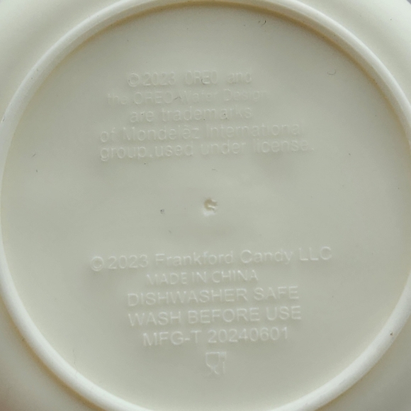 NEW - Oreo Dunk Set- Cup, Cookie Cage & Tongs - Plastic - Picture 7 of 9